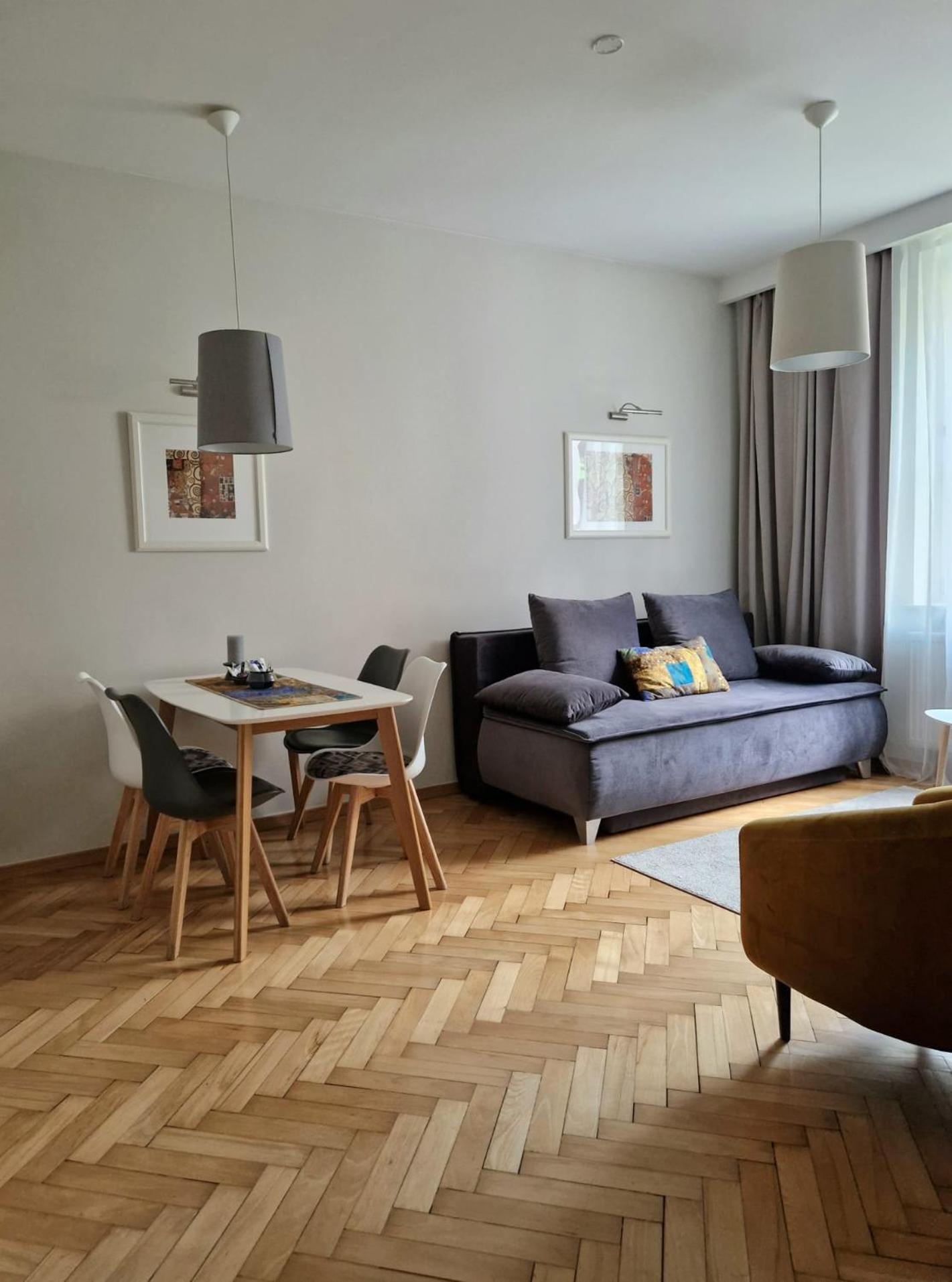 Brokilon House Διαμέρισμα Krasków Εξωτερικό φωτογραφία